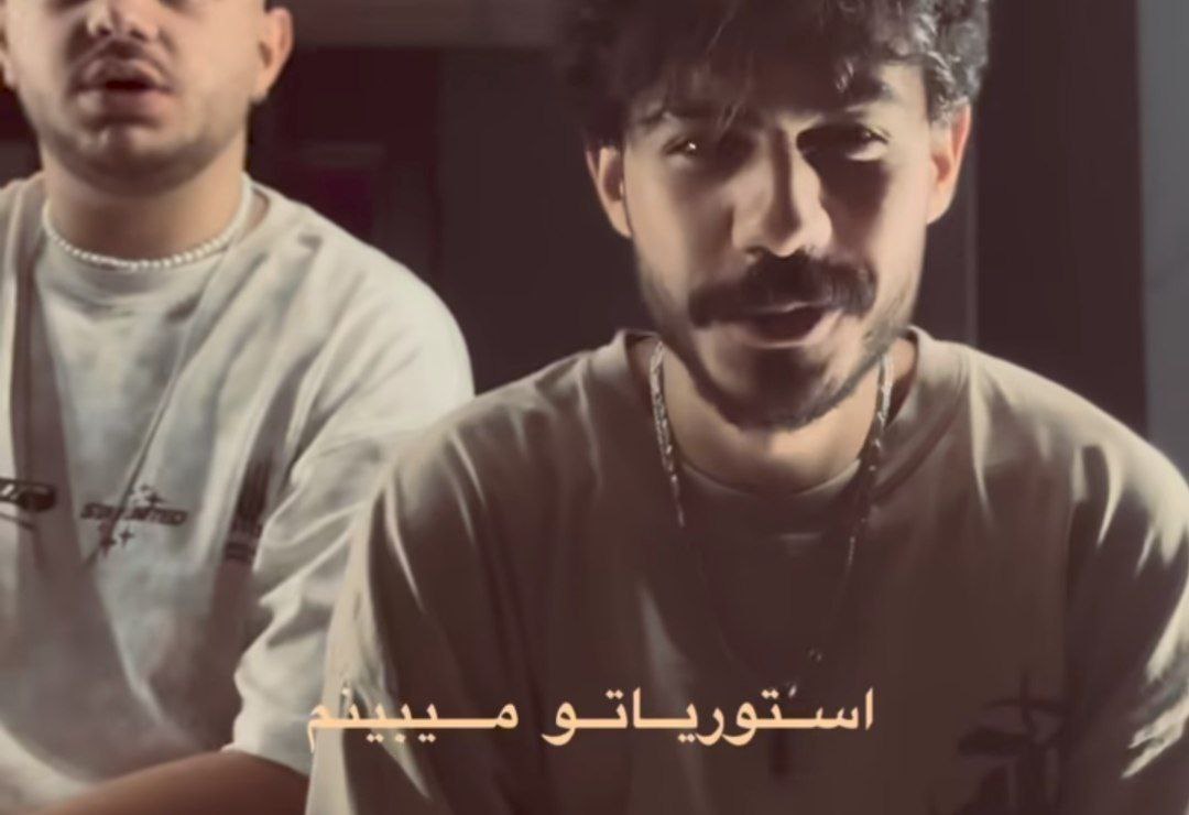  استوریاتو میبینم بدون من میخندی